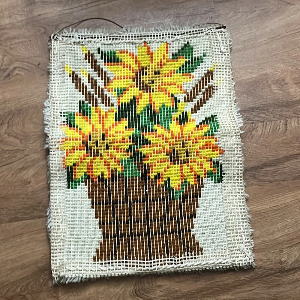 Vintage 70’s Flowers Rug Wall Hanging
